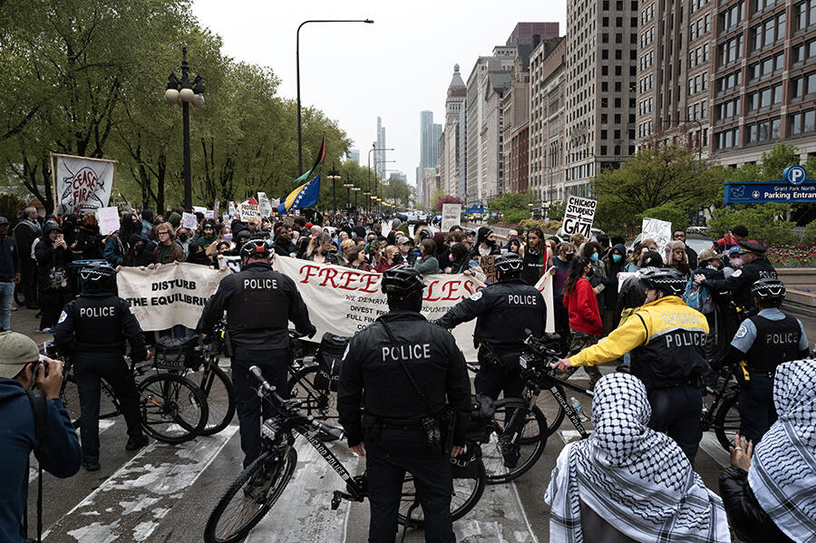 Students-Chicago-Palestine-Protest