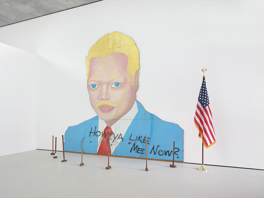 David-Hammons-How-Ya-Like-Me-Now-1988