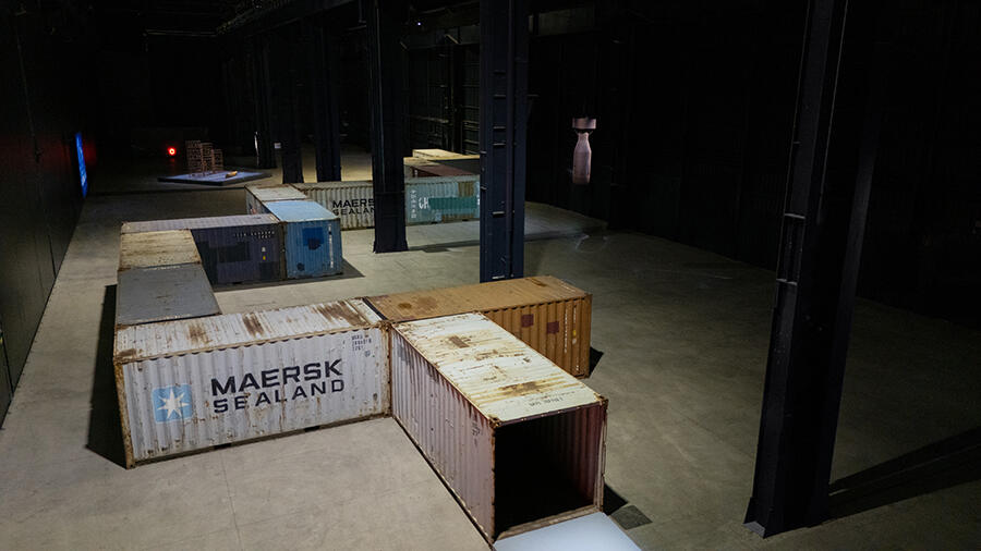 icarus-container-yukinori-yanagi