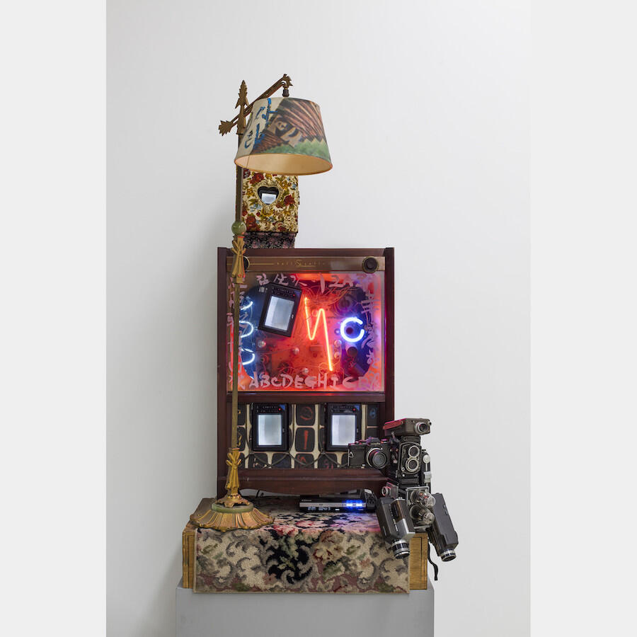 Nam June Paik, Nostalgia is Extended Feedback, 1991. Mixed media, 79 × 53 × 165 cm. Courtesy: Bhak