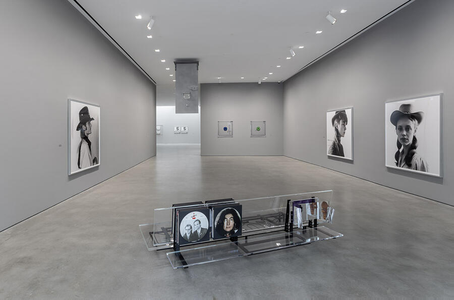 Rosemarie-Trockel-The-Kiss-2025